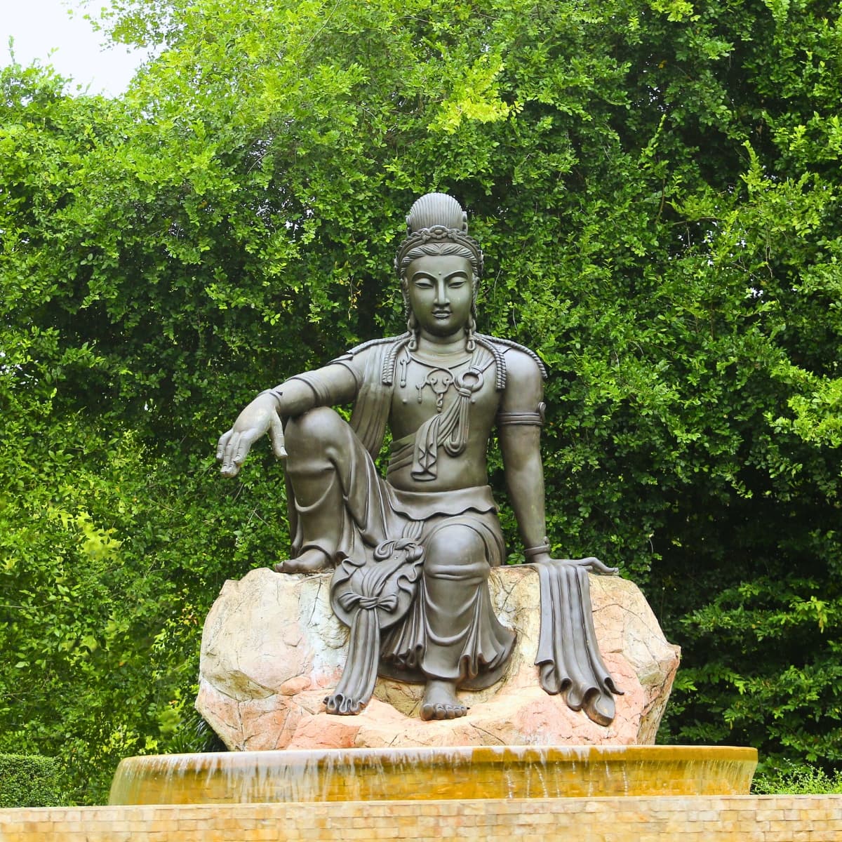 ลานอวโลสัทธา