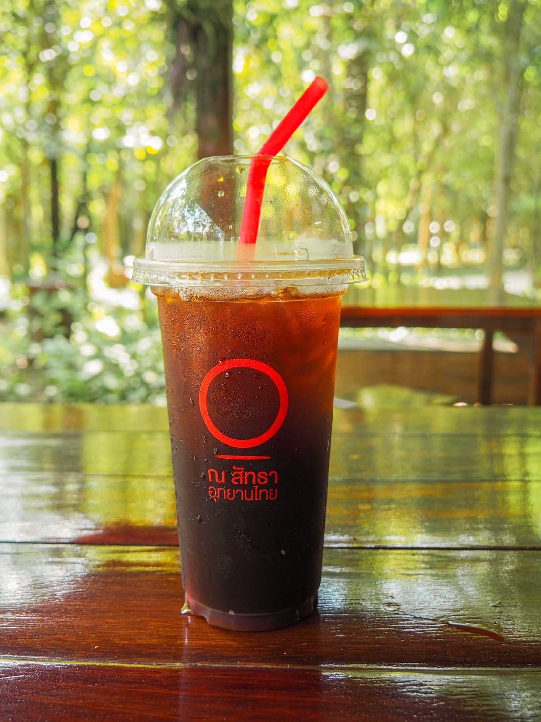 Casual bistro table setting